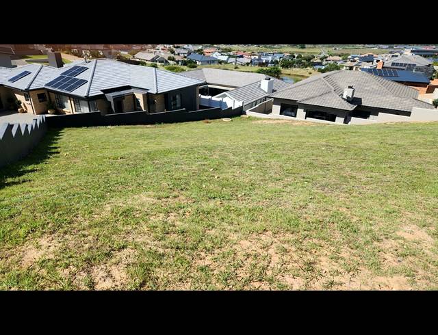737M² VACANT LAND FOR SALE IN MONTE CHRISTO